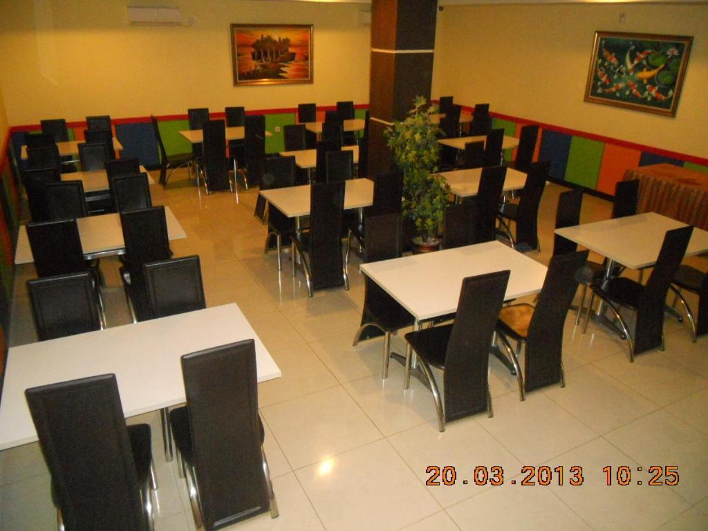 Parma Panam Hotel Pekanbaru Exterior foto